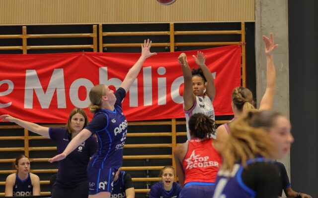 D1 vs Aarau 23