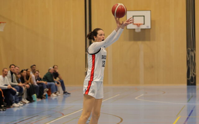 25 D1 vs Helios11