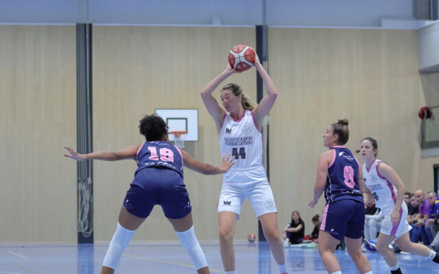 D1 vs Nyon 32