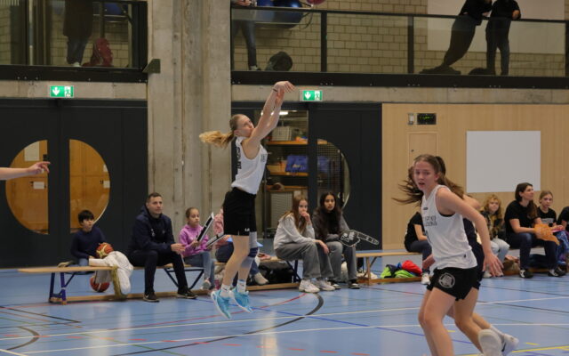 DU23 vs Fribourg 8