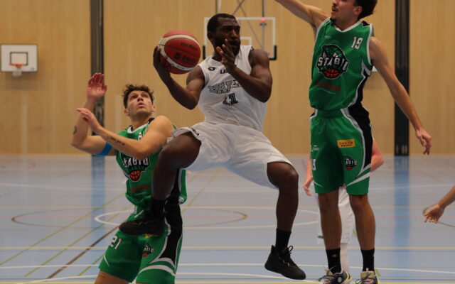 25 H1 vs Stabio3
