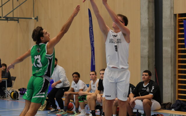 25 H1 vs Stabio4