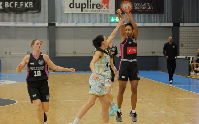 Fribourg vs D1 33