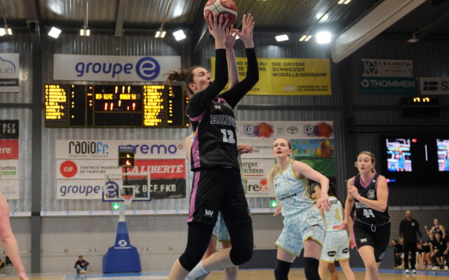 Fribourg vs D1 44
