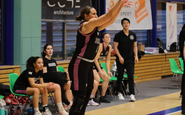 Nyon vs D1 9
