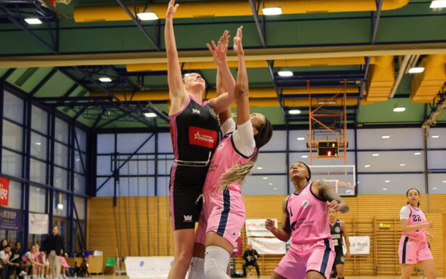Nyon vs D1 13
